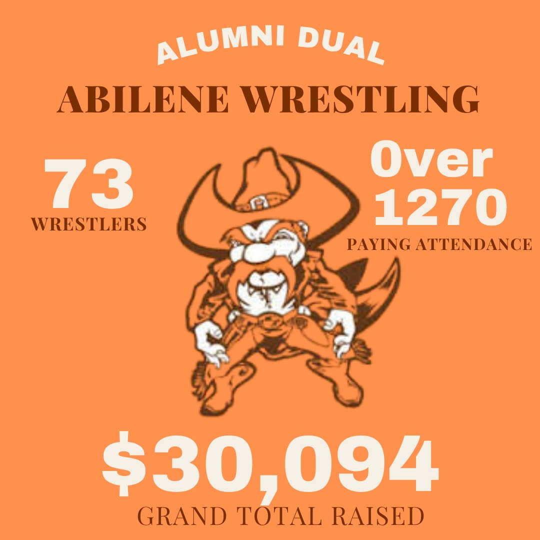 Alumni Unite on the Mat