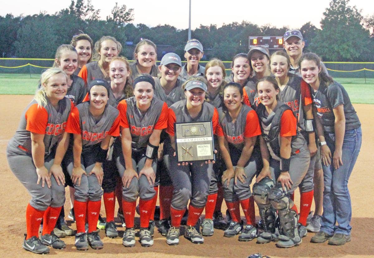 The team that went to state last season. Rylie is on the right, standing between Emily Burt and Kayley Taylor.
